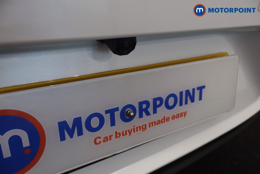 Lexus LBX Takumi Automatic Petrol-Electric Hybrid SUV - Stock Number (1582286) - 32nd supplementary image