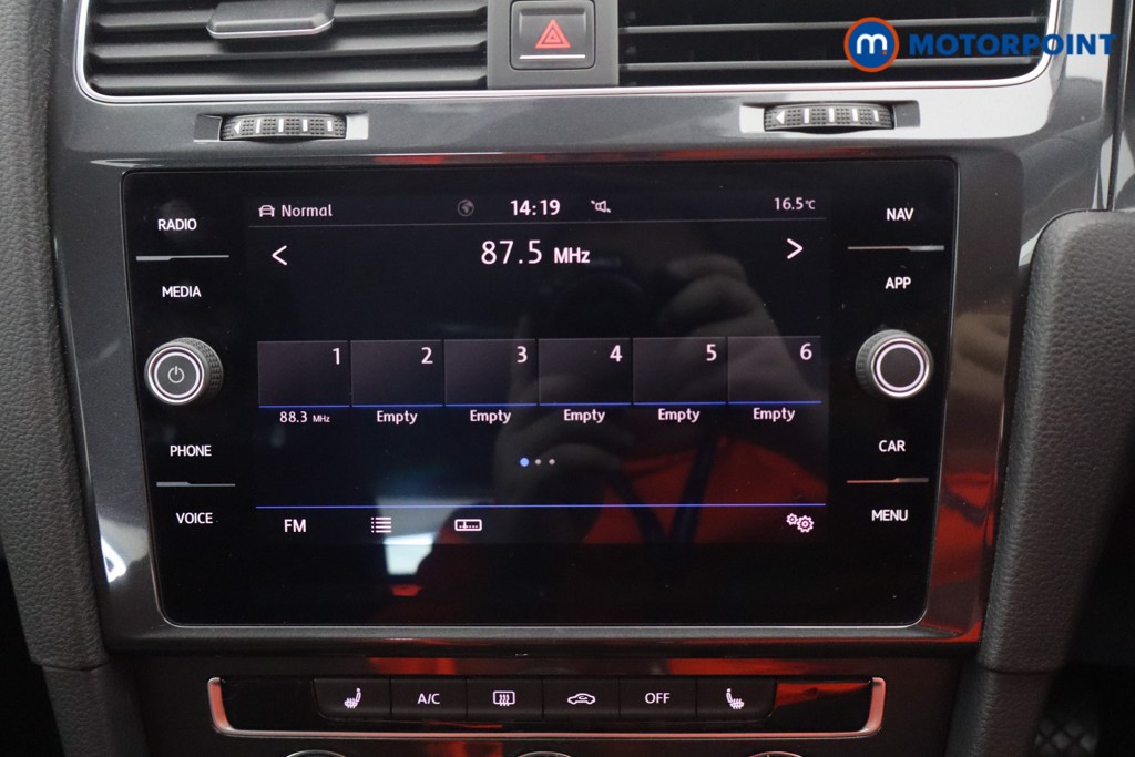 Volkswagen Golf SE Manual Petrol Hatchback - Stock Number (1582289) - 6th supplementary image