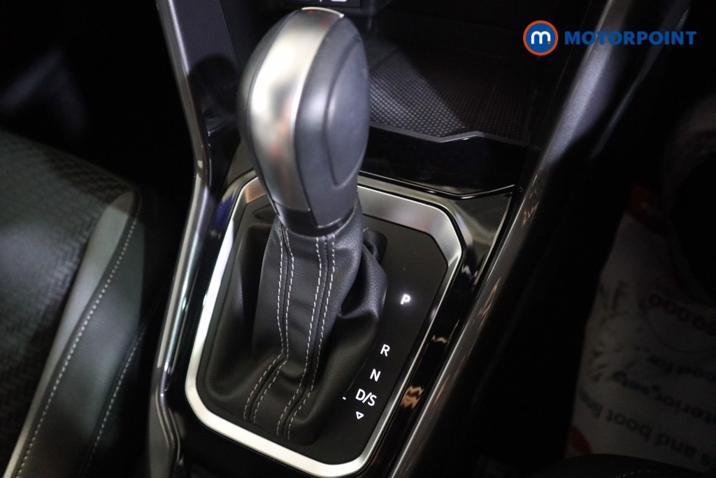 Volkswagen T-Roc R-Line Automatic Petrol SUV - Stock Number (1582306) - 10th supplementary image