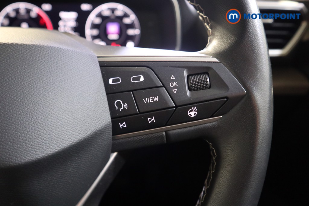Seat Leon Xcellence Manual Petrol Hatchback - Stock Number (1582316) - 5th supplementary image