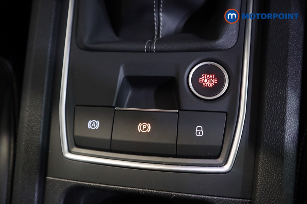 Seat Leon Xcellence Manual Petrol Hatchback - Stock Number (1582316) - 11th supplementary image