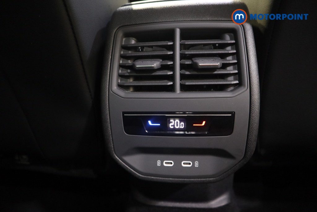 Seat Leon Xcellence Manual Petrol Hatchback - Stock Number (1582316) - 17th supplementary image