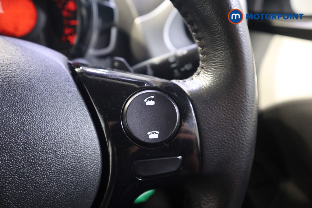 Toyota Aygo X-Play Automatic Petrol Hatchback - Stock Number (1582317) - 6th supplementary image