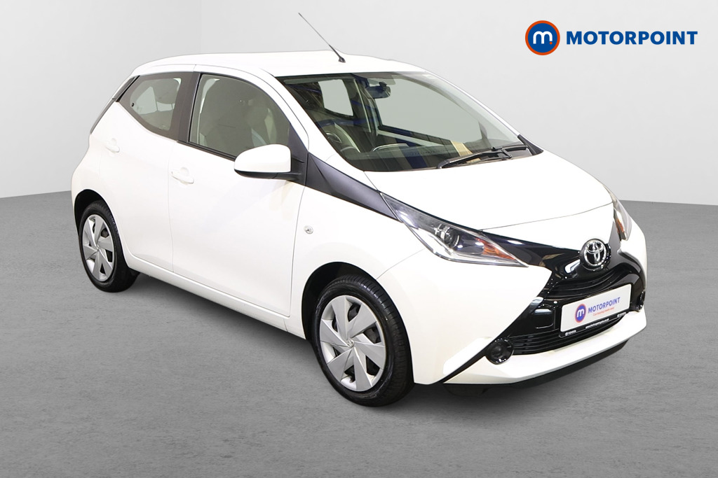 Toyota Aygo X-Play Automatic Petrol Hatchback - Stock Number (1582317) - Drivers side front corner