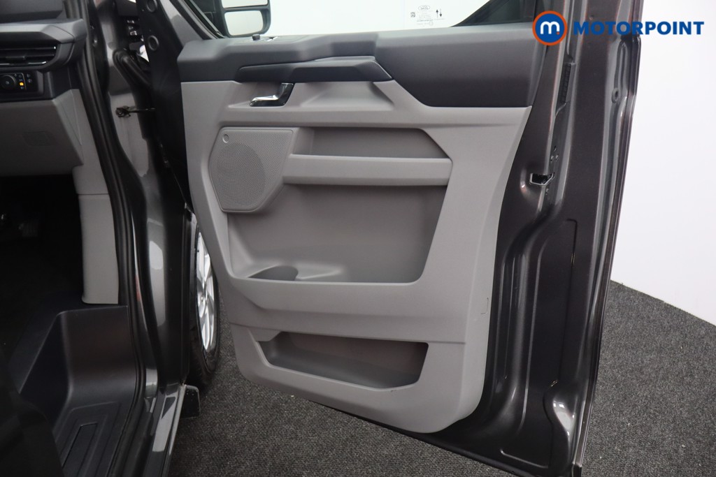 Ford Transit Custom Limited Manual Diesel Crew Bus - Stock Number (1582463) - 14th supplementary image