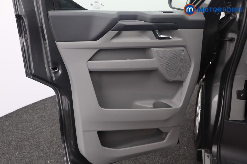 Ford Transit Custom Limited Manual Diesel Crew Bus - Stock Number (1582464) - 22nd supplementary image
