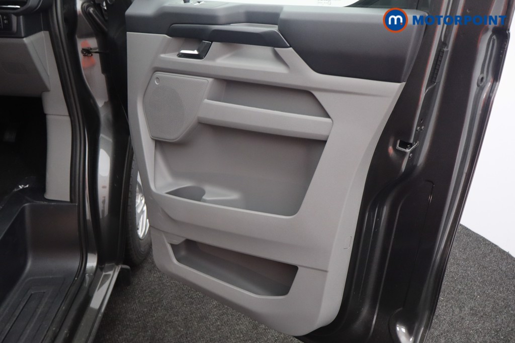 Ford Transit Custom Limited Manual Diesel Crew Bus - Stock Number (1582466) - 17th supplementary image