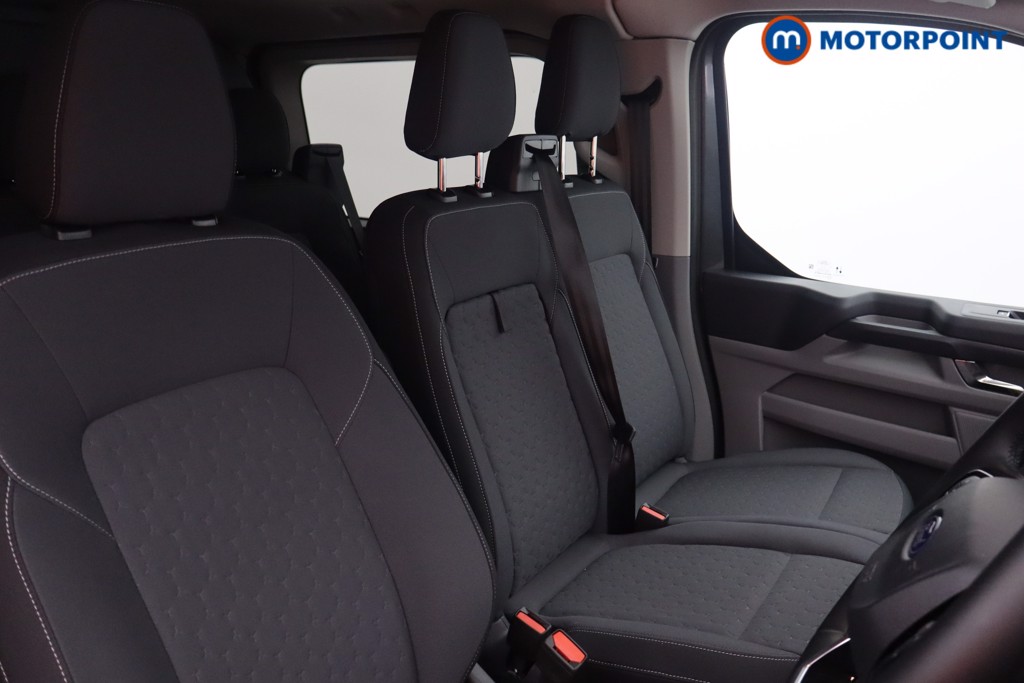 Ford Transit Custom Limited Manual Diesel Crew Bus - Stock Number (1582466) - 18th supplementary image