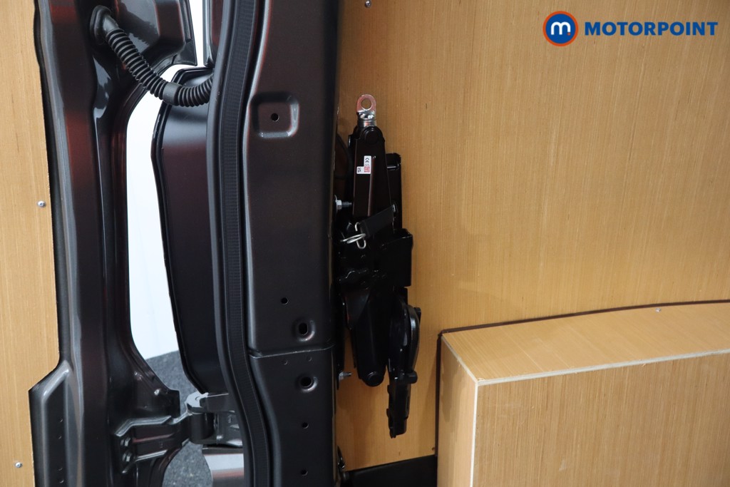 Ford Transit Custom Limited Manual Diesel Crew Bus - Stock Number (1582466) - 28th supplementary image