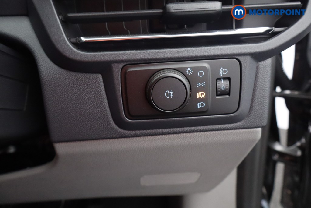 Ford Transit Custom Limited Manual Diesel Crew Bus - Stock Number (1582467) - 11th supplementary image