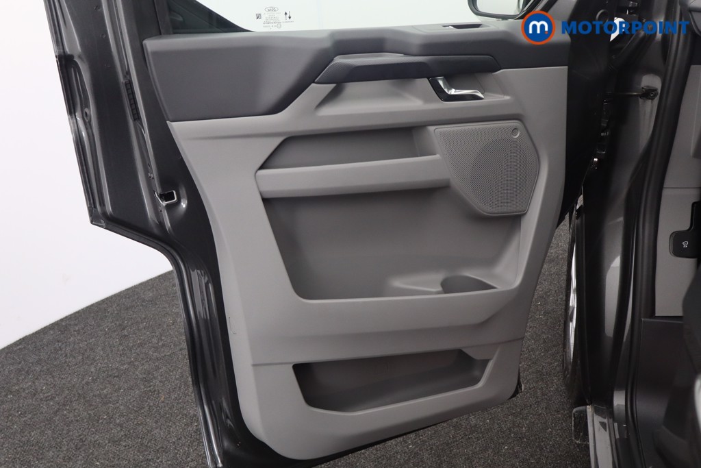 Ford Transit Custom Limited Manual Diesel Crew Bus - Stock Number (1582470) - 22nd supplementary image