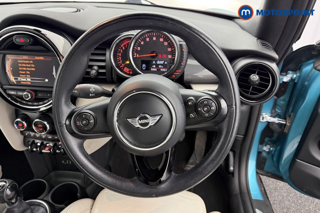 Mini Convertible Cooper Manual Petrol Convertible - Stock Number (1582548) - 2nd supplementary image