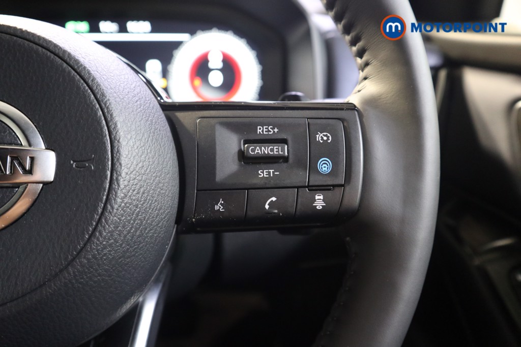 Nissan Qashqai Tekna Automatic Petrol SUV - Stock Number (1582820) - 5th supplementary image