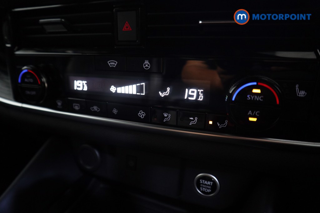 Nissan Qashqai Tekna Automatic Petrol SUV - Stock Number (1582820) - 9th supplementary image