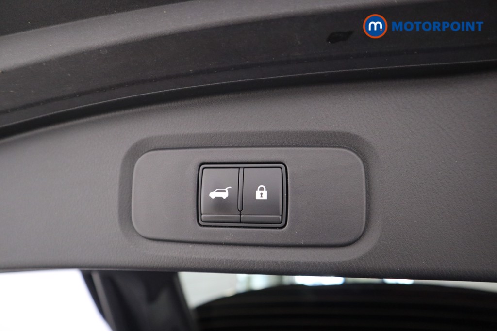 Nissan Qashqai Tekna Automatic Petrol SUV - Stock Number (1582820) - 19th supplementary image