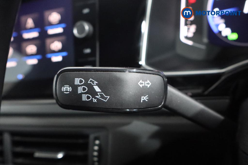 Volkswagen Taigo R-Line Automatic Petrol SUV - Stock Number (1582938) - 9th supplementary image