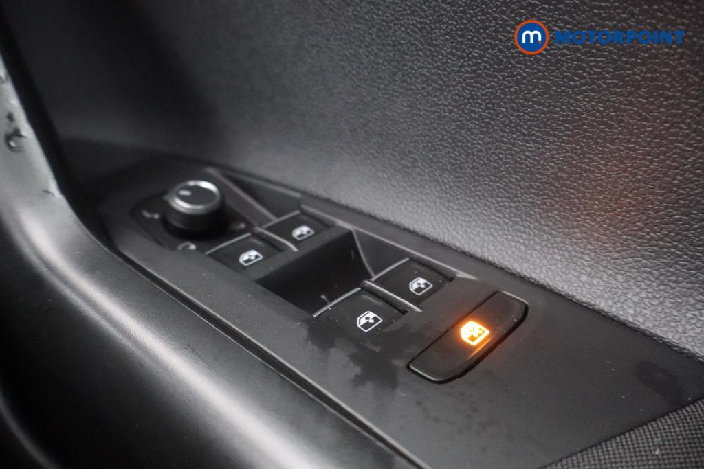 Volkswagen Taigo R-Line Automatic Petrol SUV - Stock Number (1582938) - 12th supplementary image