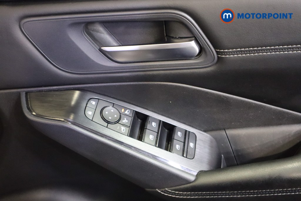 Nissan Qashqai Acenta Premium Automatic Petrol SUV - Stock Number (1583021) - 10th supplementary image