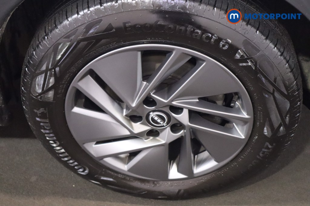 Nissan Qashqai Acenta Premium Automatic Petrol SUV - Stock Number (1583021) - 26th supplementary image