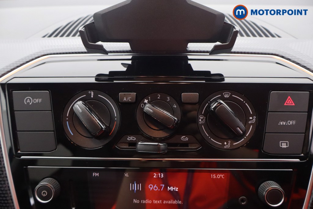 Volkswagen UP Black Edition Manual Petrol Hatchback - Stock Number (1583034) - 6th supplementary image