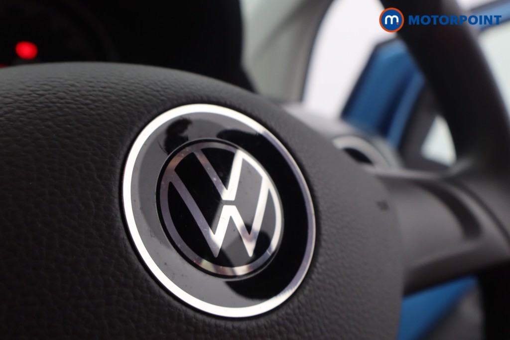 Volkswagen UP Black Edition Manual Petrol Hatchback - Stock Number (1583034) - 23rd supplementary image