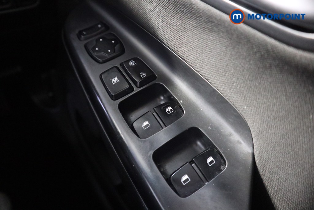 Hyundai Kona Se Connect Manual Petrol SUV - Stock Number (1583119) - 6th supplementary image