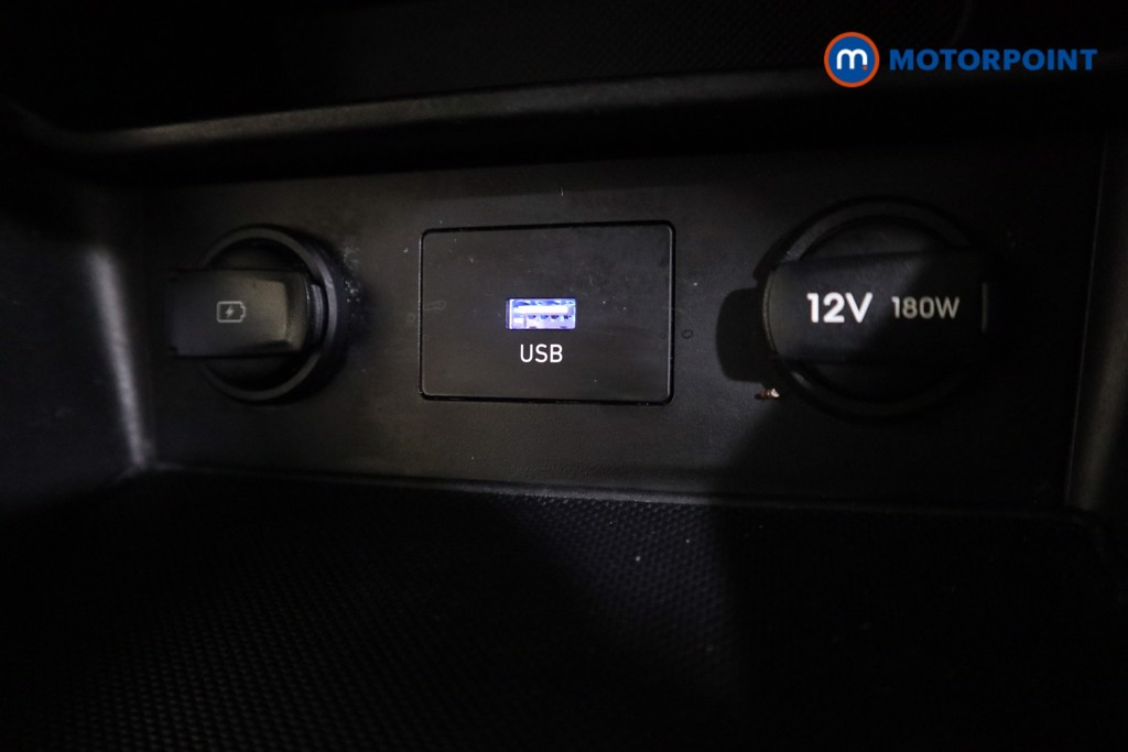 Hyundai Kona Se Connect Manual Petrol SUV - Stock Number (1583119) - 11th supplementary image
