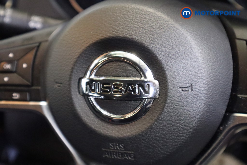 Nissan Qashqai Acenta Premium Manual Diesel SUV - Stock Number (1583397) - 13th supplementary image