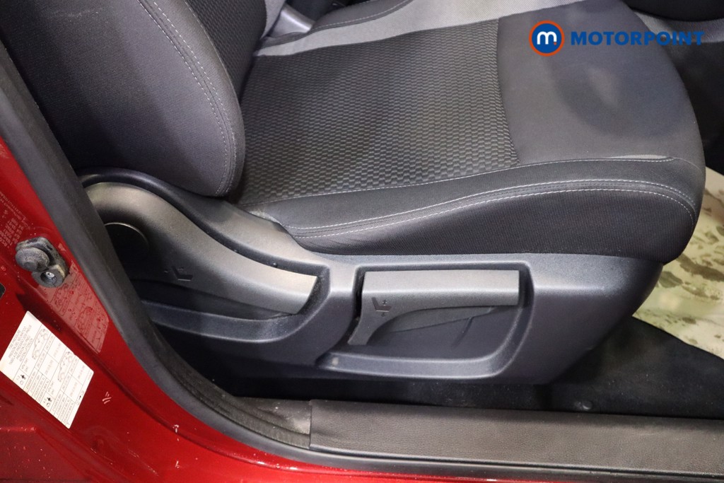 Nissan Qashqai Acenta Premium Manual Diesel SUV - Stock Number (1583397) - 15th supplementary image