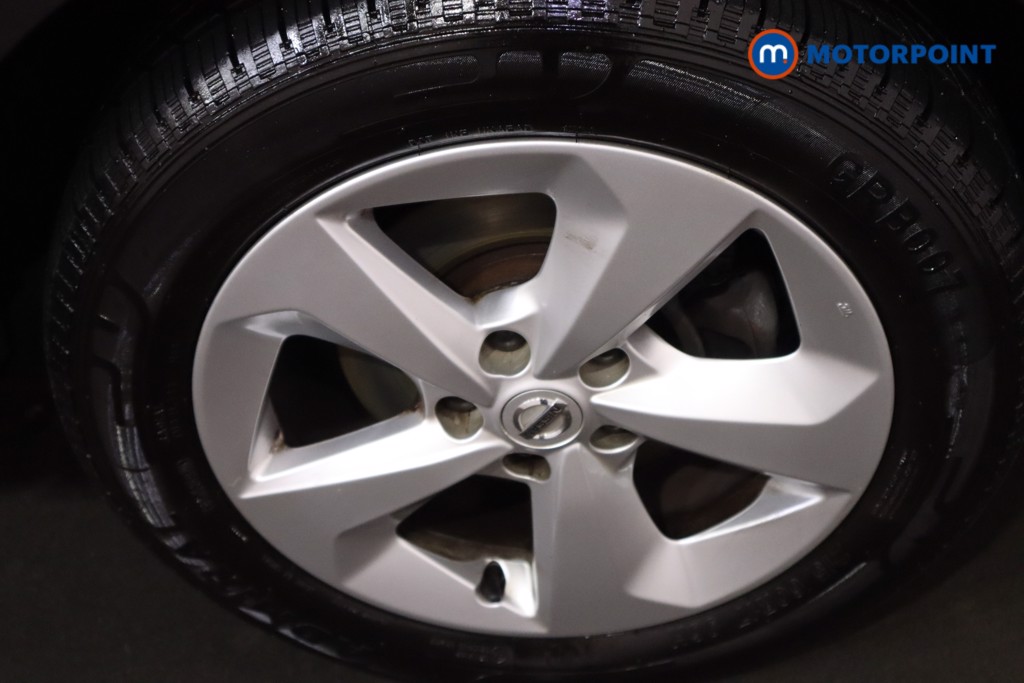 Nissan Qashqai Acenta Premium Manual Diesel SUV - Stock Number (1583397) - 23rd supplementary image