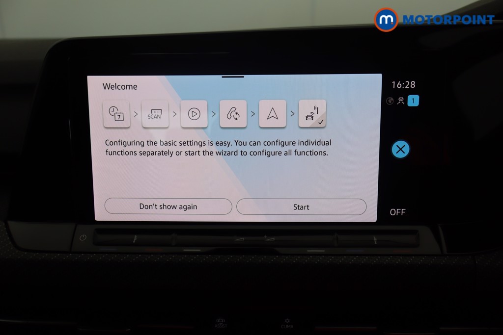 Volkswagen Golf R-Line Manual Petrol Hatchback - Stock Number (1583400) - 6th supplementary image