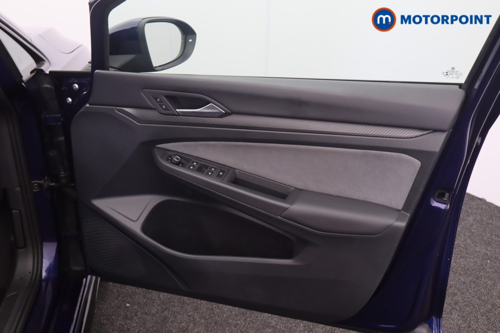 Volkswagen Golf R-Line Manual Petrol Hatchback - Stock Number (1583400) - 17th supplementary image