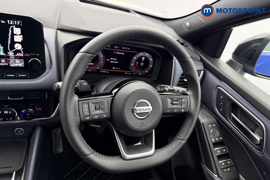 Nissan Qashqai Tekna-Plus Manual Petrol SUV - Stock Number (1583445) - 3rd supplementary image