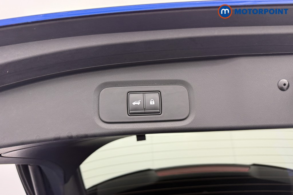 Nissan Qashqai Tekna-Plus Manual Petrol SUV - Stock Number (1583445) - 24th supplementary image