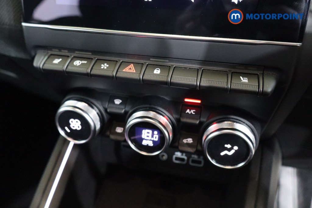 Renault Clio Esprit Alpine Manual Petrol Hatchback - Stock Number (1583483) - 12th supplementary image