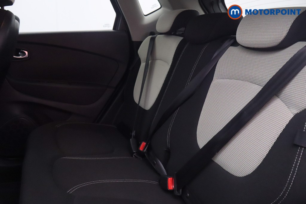 Renault Captur Iconic Manual Petrol SUV - Stock Number (1583487) - 14th supplementary image