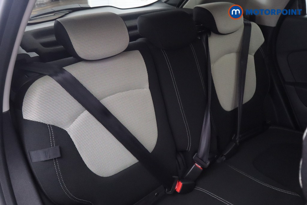 Renault Captur Iconic Manual Petrol SUV - Stock Number (1583487) - 15th supplementary image