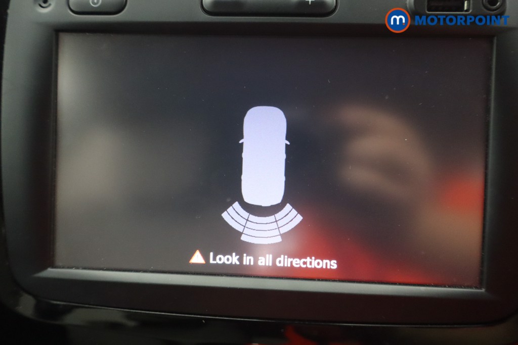 Renault Captur Iconic Manual Petrol SUV - Stock Number (1583487) - 24th supplementary image