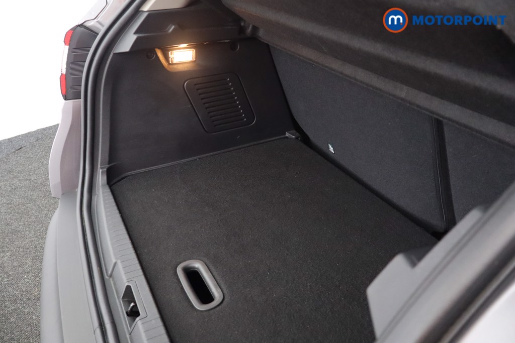 Renault Captur Iconic Manual Petrol SUV - Stock Number (1583487) - 32nd supplementary image