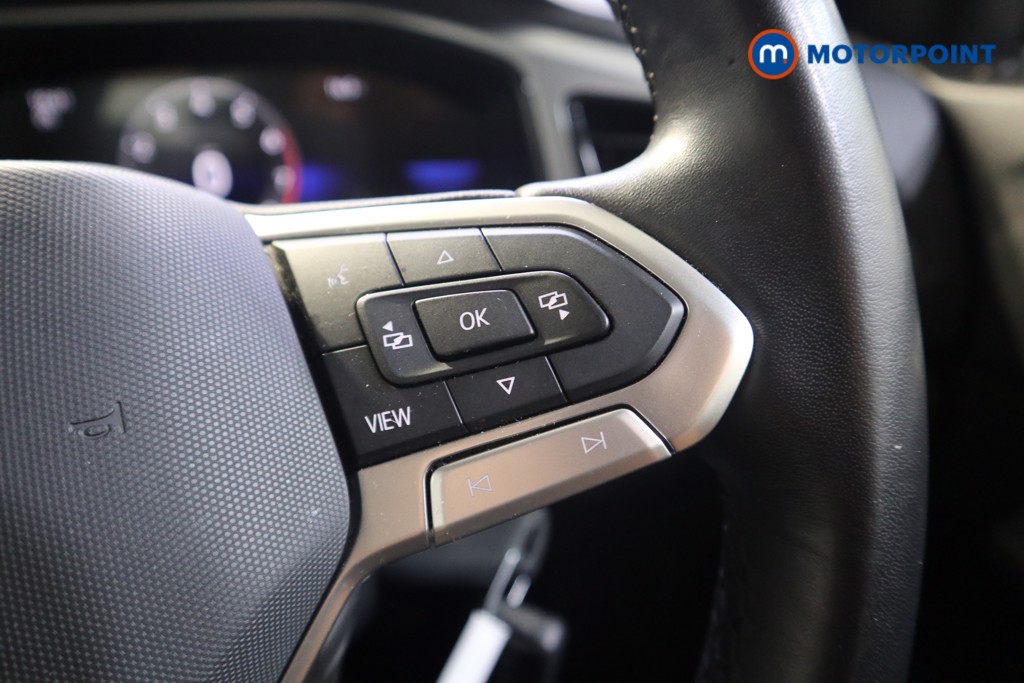 Volkswagen T-Roc Life Manual Petrol SUV - Stock Number (1583547) - 5th supplementary image