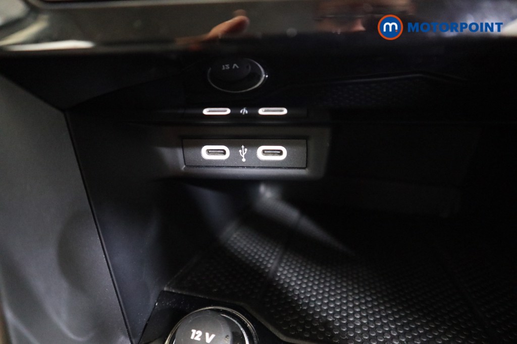 Volkswagen T-Roc Life Manual Petrol SUV - Stock Number (1583547) - 10th supplementary image