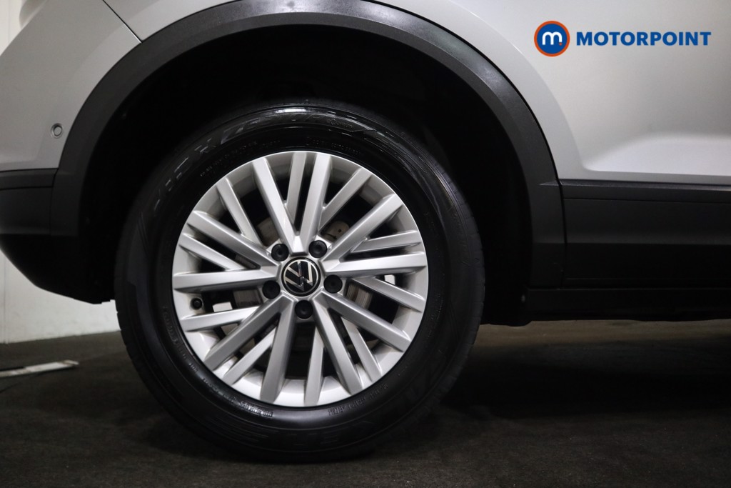 Volkswagen T-Roc Life Manual Petrol SUV - Stock Number (1583547) - 15th supplementary image