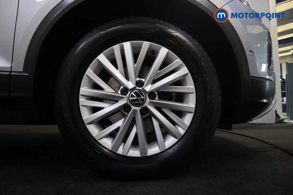 Volkswagen T-Roc Life Manual Petrol SUV - Stock Number (1583547) - 16th supplementary image