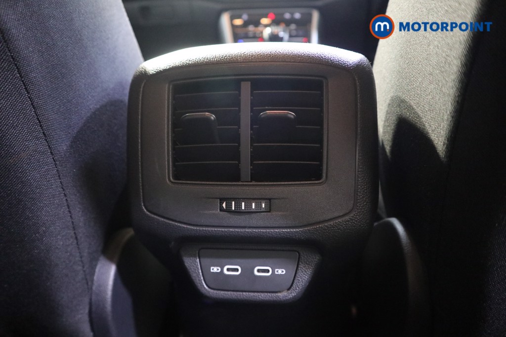 Volkswagen T-Roc Life Manual Petrol SUV - Stock Number (1583547) - 22nd supplementary image