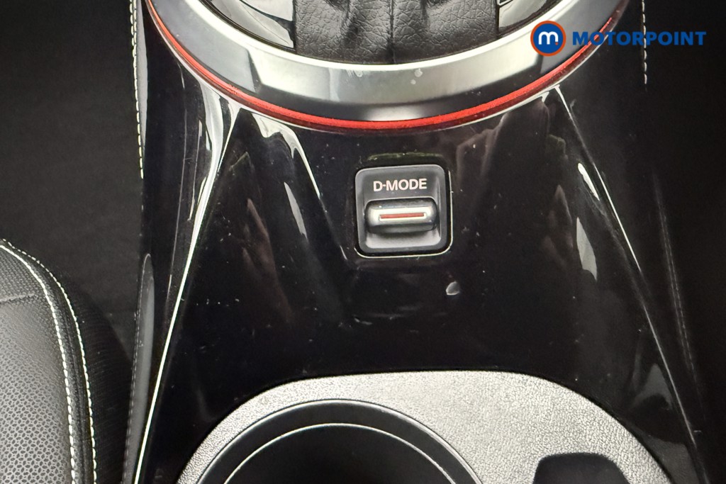 Nissan Juke Tekna Automatic Petrol SUV - Stock Number (1583719) - 16th supplementary image