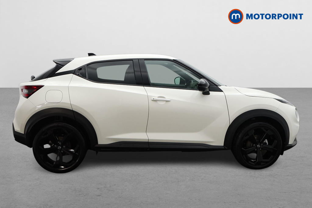 Nissan Juke Tekna Automatic Petrol SUV - Stock Number (1583719) - Drivers side