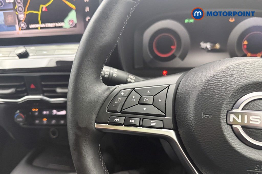 Nissan Juke Tekna Manual Petrol SUV - Stock Number (1583721) - 7th supplementary image