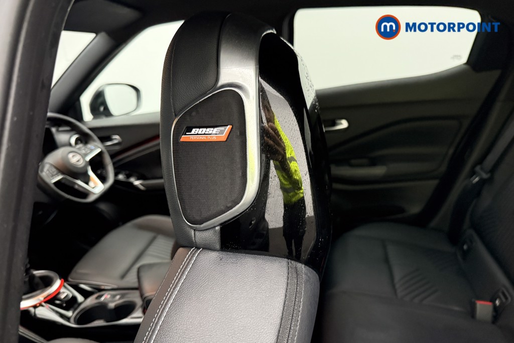 Nissan Juke Tekna Manual Petrol SUV - Stock Number (1583726) - 5th supplementary image