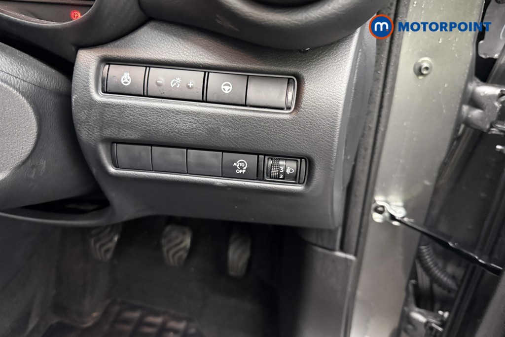 Nissan Juke Tekna Manual Petrol SUV - Stock Number (1583726) - 18th supplementary image