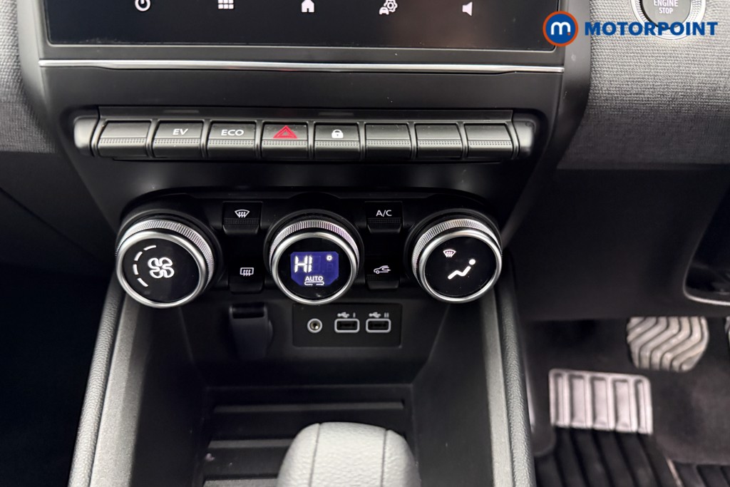 Renault Clio Evolution Automatic Petrol-Electric Hybrid Hatchback - Stock Number (1583730) - 10th supplementary image